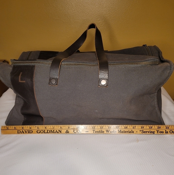 Pottery Barn Large Canvas and Leather Weekender Duffel Bag - Picture 3 of 16